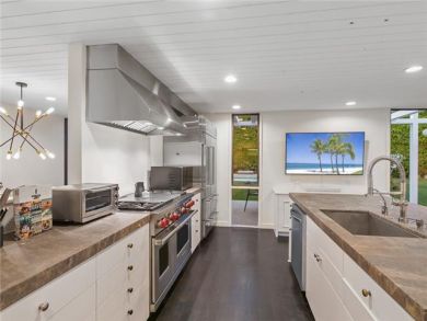 Malibu Luxury Rental Sleeps 12 Guests.